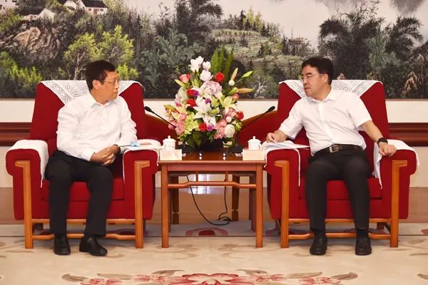 新葡萄与滨海新区签署全面战略合作协议