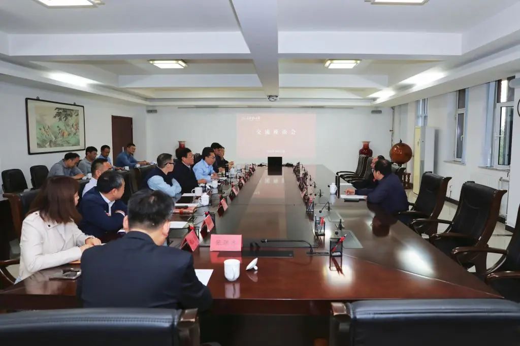 中国工程院院士赵春江一行到新葡萄调研走访