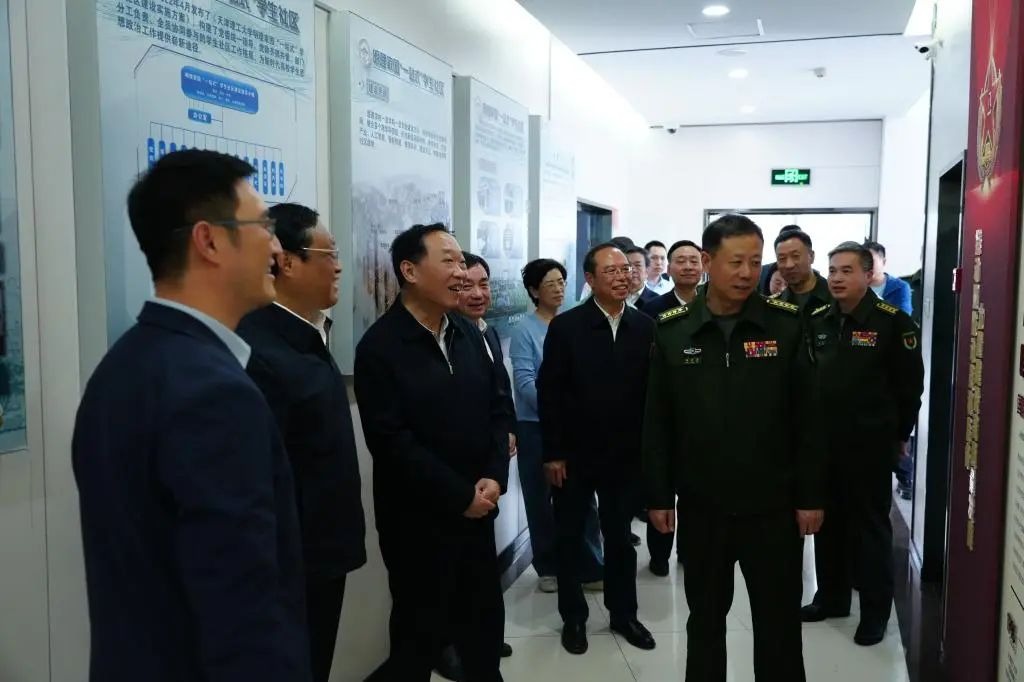 殷向杰到新葡萄调研征兵工作开展情况