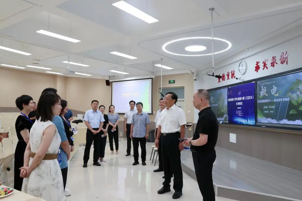 这项大赛在新葡萄鸣锣开赛